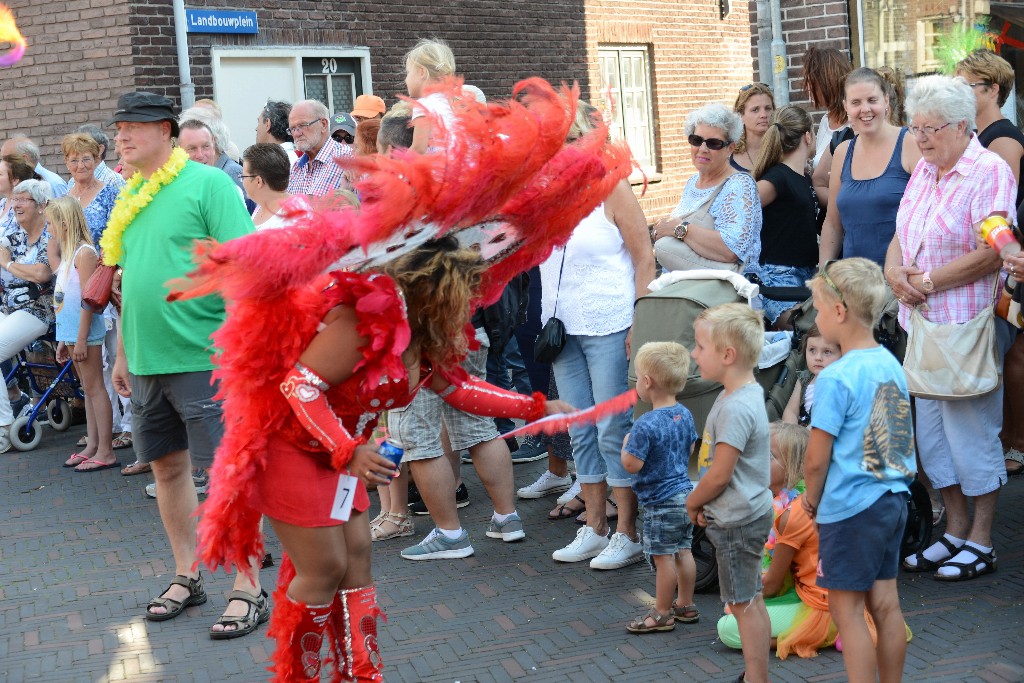 ../Images/Zomercarnaval Noordwijkerhout 2016 198.jpg